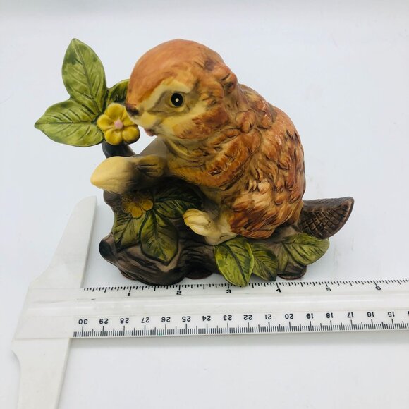 Vintage Hand-Painted Porcelain Beaver Figurine on Tree Flowers 5" Studio Made - Picture 8 of 9